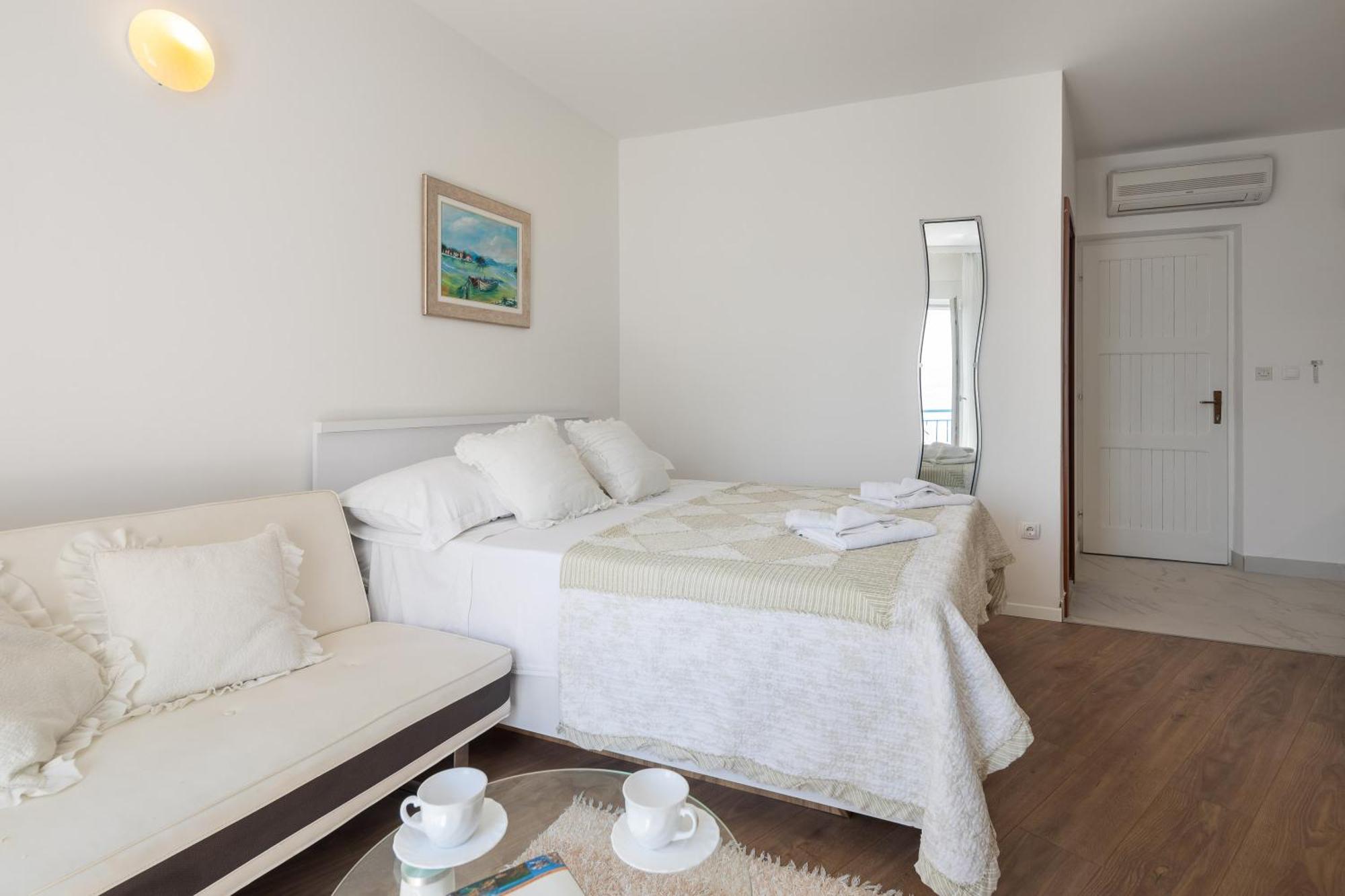 Caleta Seaview Suites II - Pool & Jacuzzi Lokva Rogoznica Eksteriør bilde